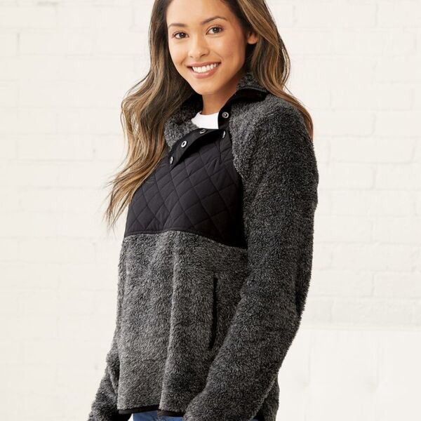 Women's Quilted Fuzzy Fleece Snap PlacketPullover Thumbnail